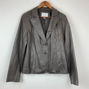 Worthington size Medium Women’s Brown Lambskin Leather Button Up Blazer Jacket